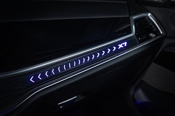 BMW X7 21 of 30