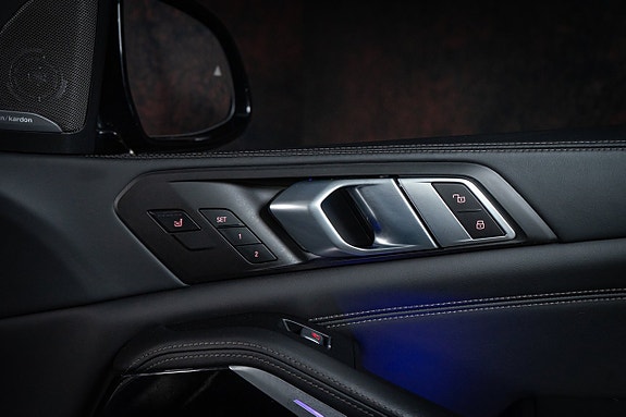 BMW X7 23 of 30
