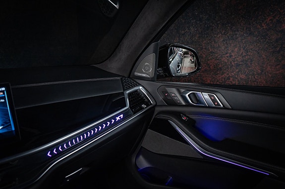 BMW X7 20 of 30