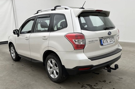 Subaru Forester 3 of 4