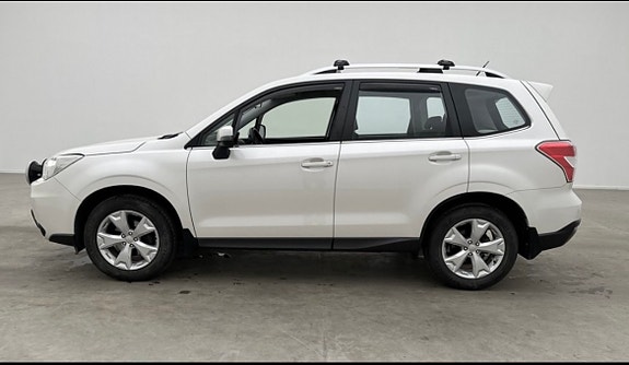 Subaru Forester 2 of 4