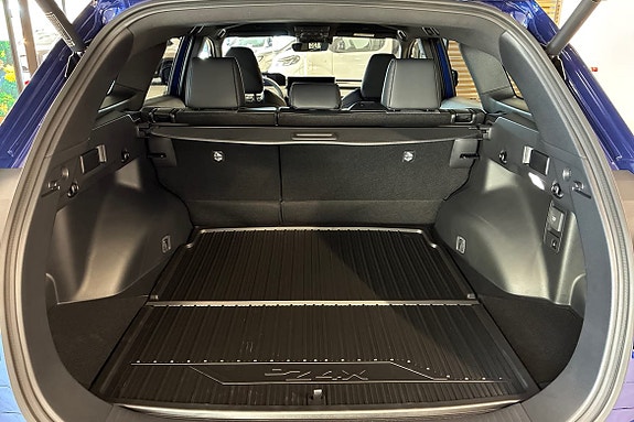 Toyota bZ4X Touring 7 of 11
