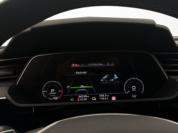 Audi e-tron Sportback 21 of 30