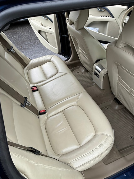 Volvo XC70 6 of 7