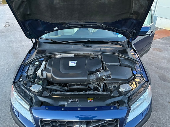 Volvo XC70 4 of 7