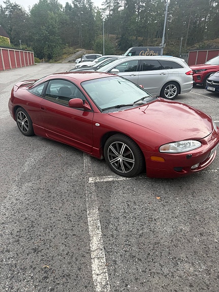 Mitsubishi Eclipse 3 of 6