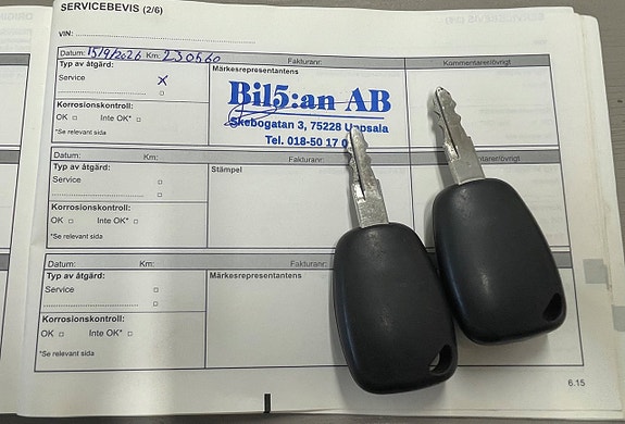 Renault Trafic 19 of 19