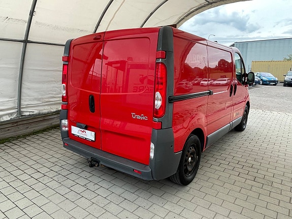 Renault Trafic 3 of 19