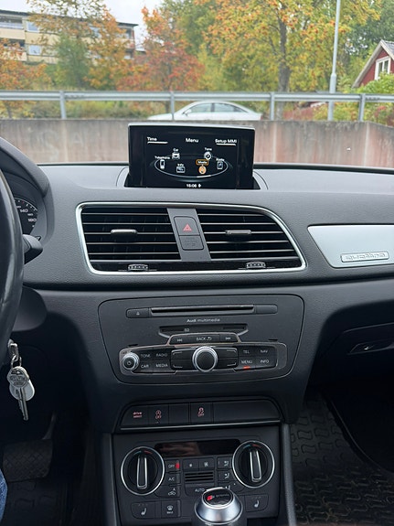 Audi Q3 9 of 16
