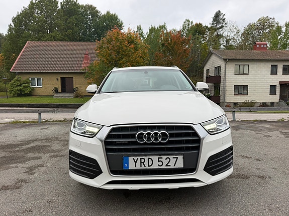 Audi Q3 4 of 16