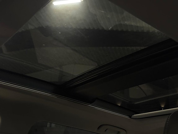 Toyota RAV4 17 of 23