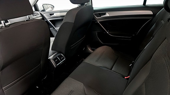 Volkswagen Golf I 11 of 18