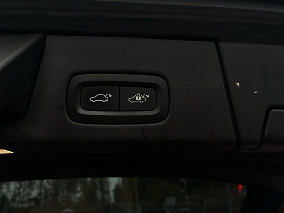 Volvo V90 Cross Country 17 of 23