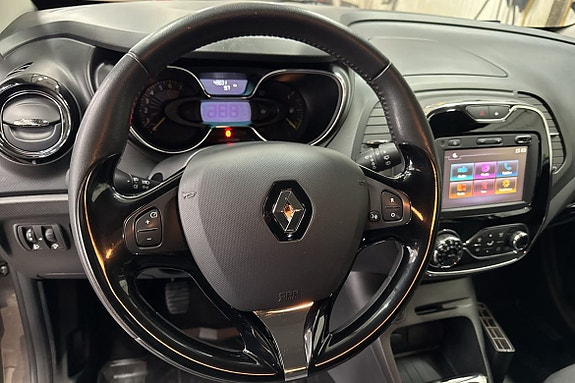 Renault Captur 15 of 21
