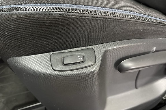 Renault Captur 14 of 21