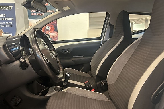 Toyota Aygo 10 of 21