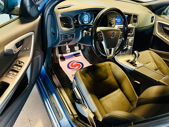 Volvo V60 9 of 17
