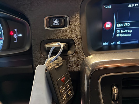Volvo V60 15 of 17