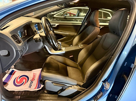 Volvo V60 7 of 17