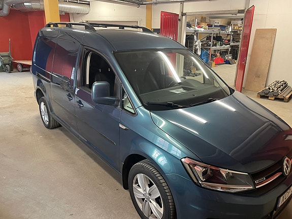 Volkswagen Caddy Maxi 4 of 6