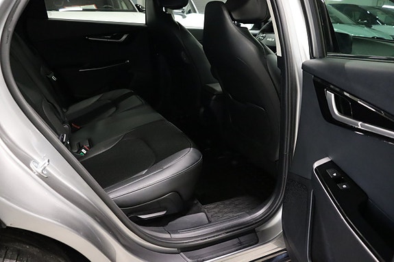 Kia EV6 10 of 30