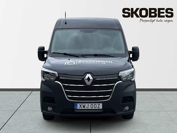 Renault Master 2 of 3