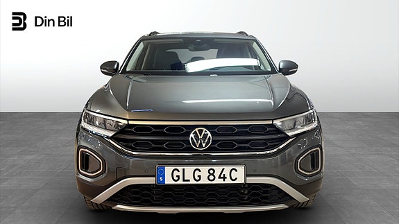 Volkswagen T-Roc 4 of 12