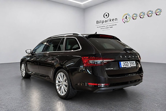 Skoda Superb 3 of 26