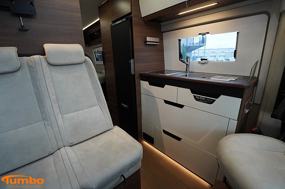 Rapido V64 140hk Automat 3500kg Artense Grey 3 of 19