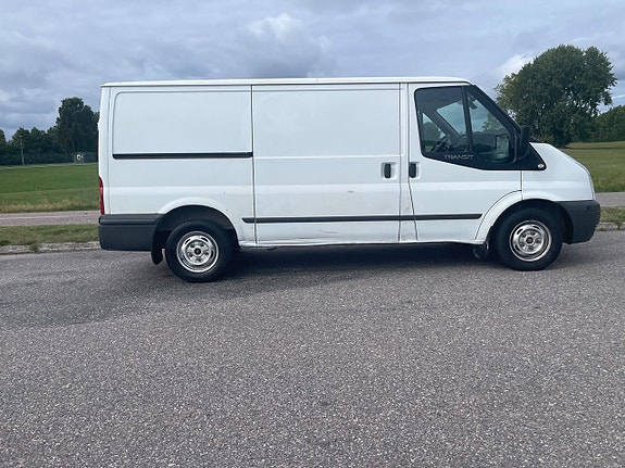 Ford Transit 3 of 16