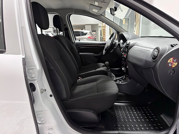 Dacia Duster 22 of 26