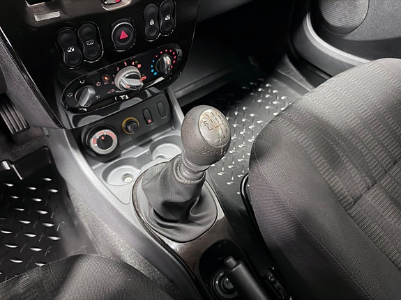 Dacia Duster 18 of 26