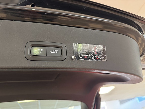 Volvo XC40 21 of 26