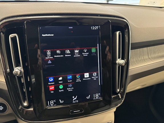 Volvo XC40 11 of 26