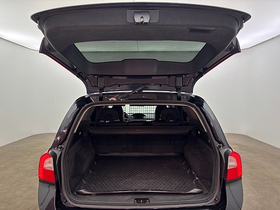 Volvo V70 10 of 23