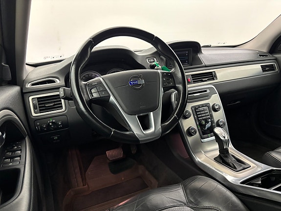 Volvo V70 16 of 23