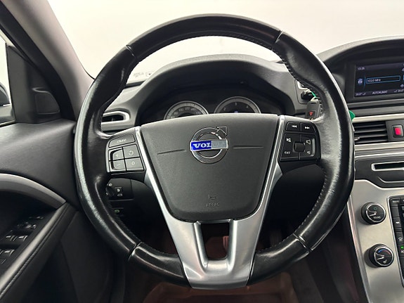 Volvo V70 19 of 23