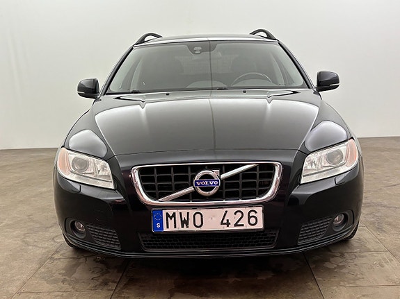 Volvo V70 9 of 23