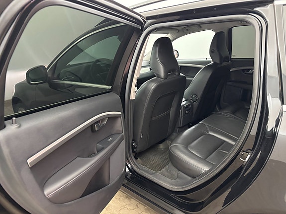 Volvo V70 14 of 23
