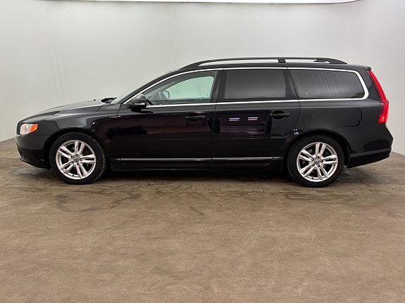 Volvo V70 3 of 23