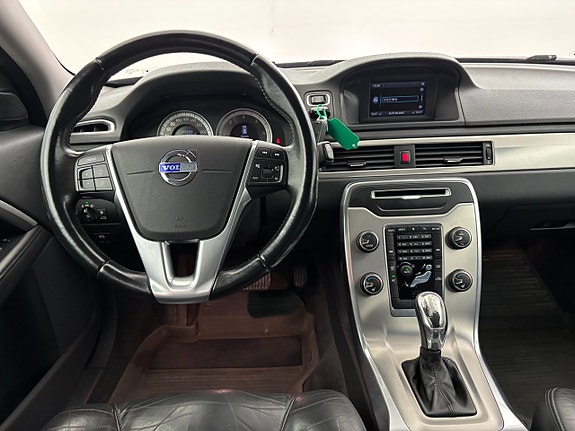 Volvo V70 18 of 23
