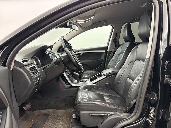 Volvo V70 13 of 23