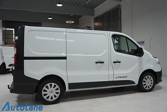 Renault Trafic 7 of 24