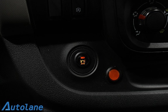 Renault Trafic 22 of 24