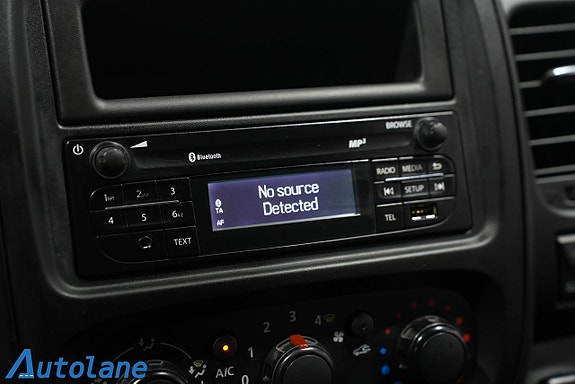 Renault Trafic 24 of 24