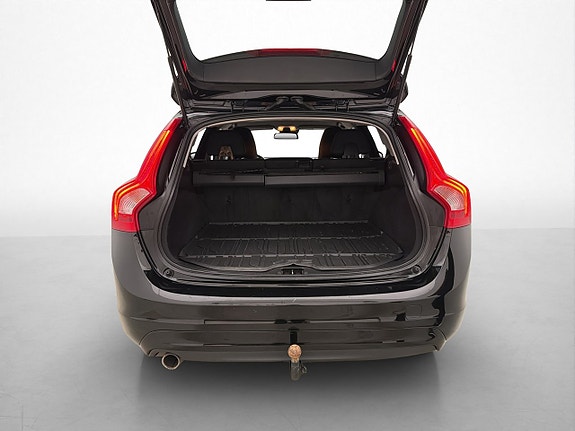Volvo V60 9 of 28