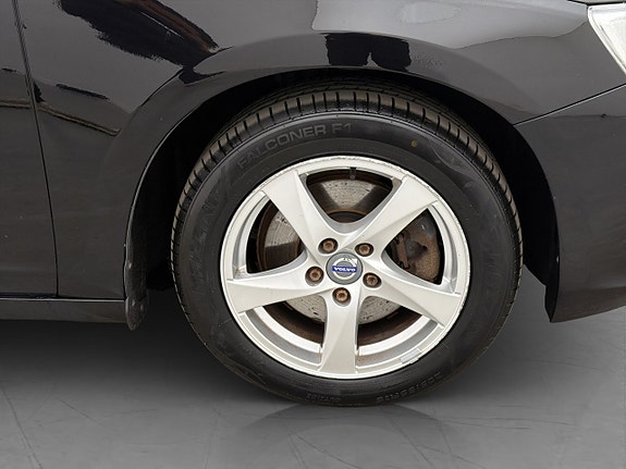 Volvo V60 28 of 28