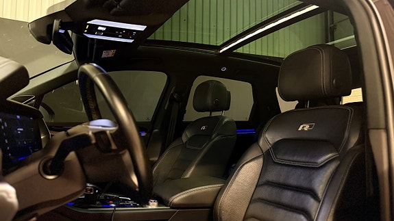 Volkswagen Touareg 17 of 30