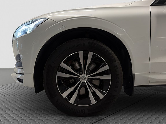 Volvo XC60 9 of 21