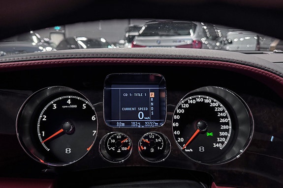 Bentley Continental GTC 18 of 19